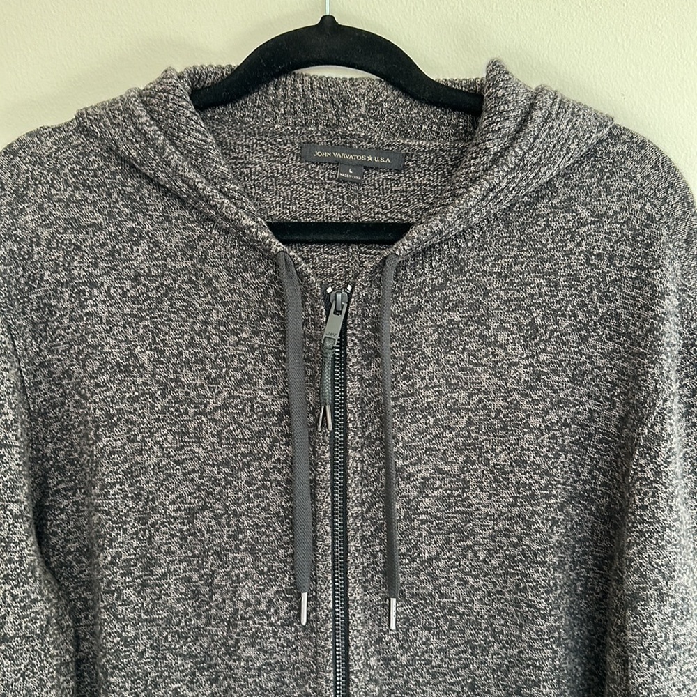 John Vavartos sweater hoodie sz L
